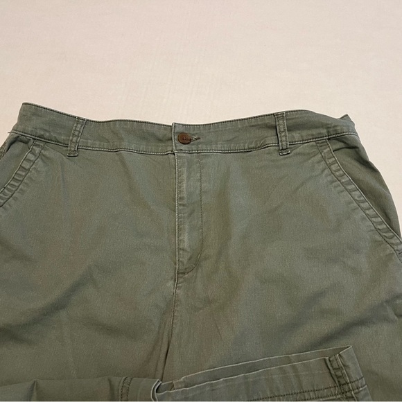 Gap Girlfriend Khaki size 16 (1006) - Picture 3 of 7